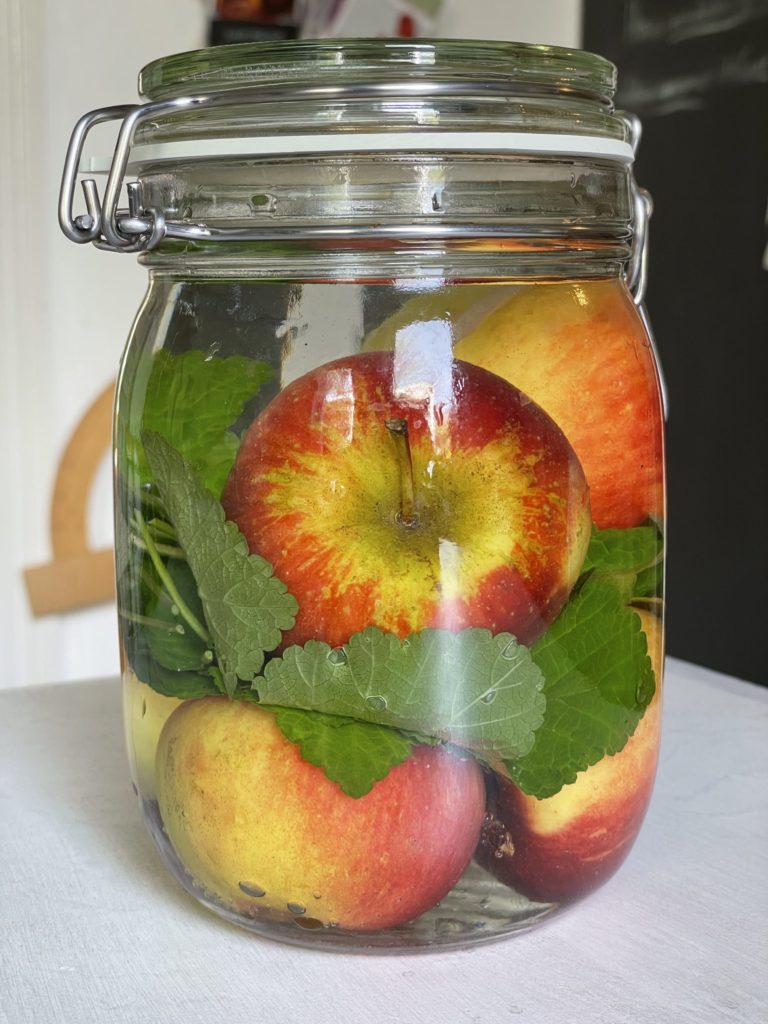 Fermented apples